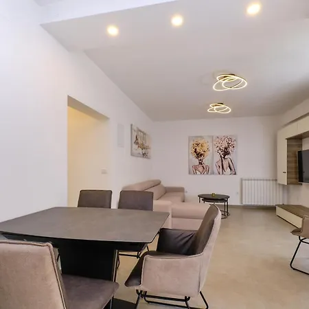 Leonida * Mali Lošinj