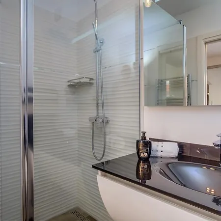 Leonida Apartment Mali Lošinj