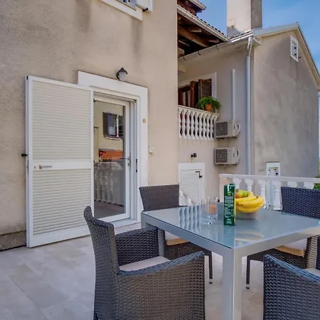 Appartement Leonida *