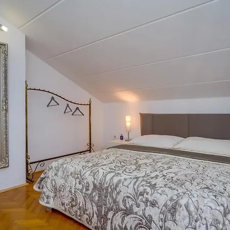 Appartement Leonida *