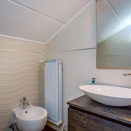 Leonida * Mali Lošinj