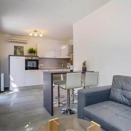 Leonida * Mali Losinj