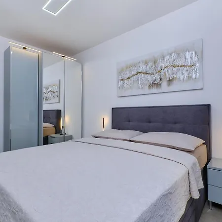 Leonida * Mali Losinj